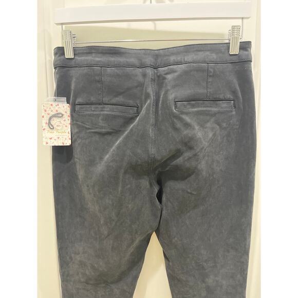 NWT Free People Faux Suede Black Stretch Cropped Pant Sz 8 - Picture 4 of 9